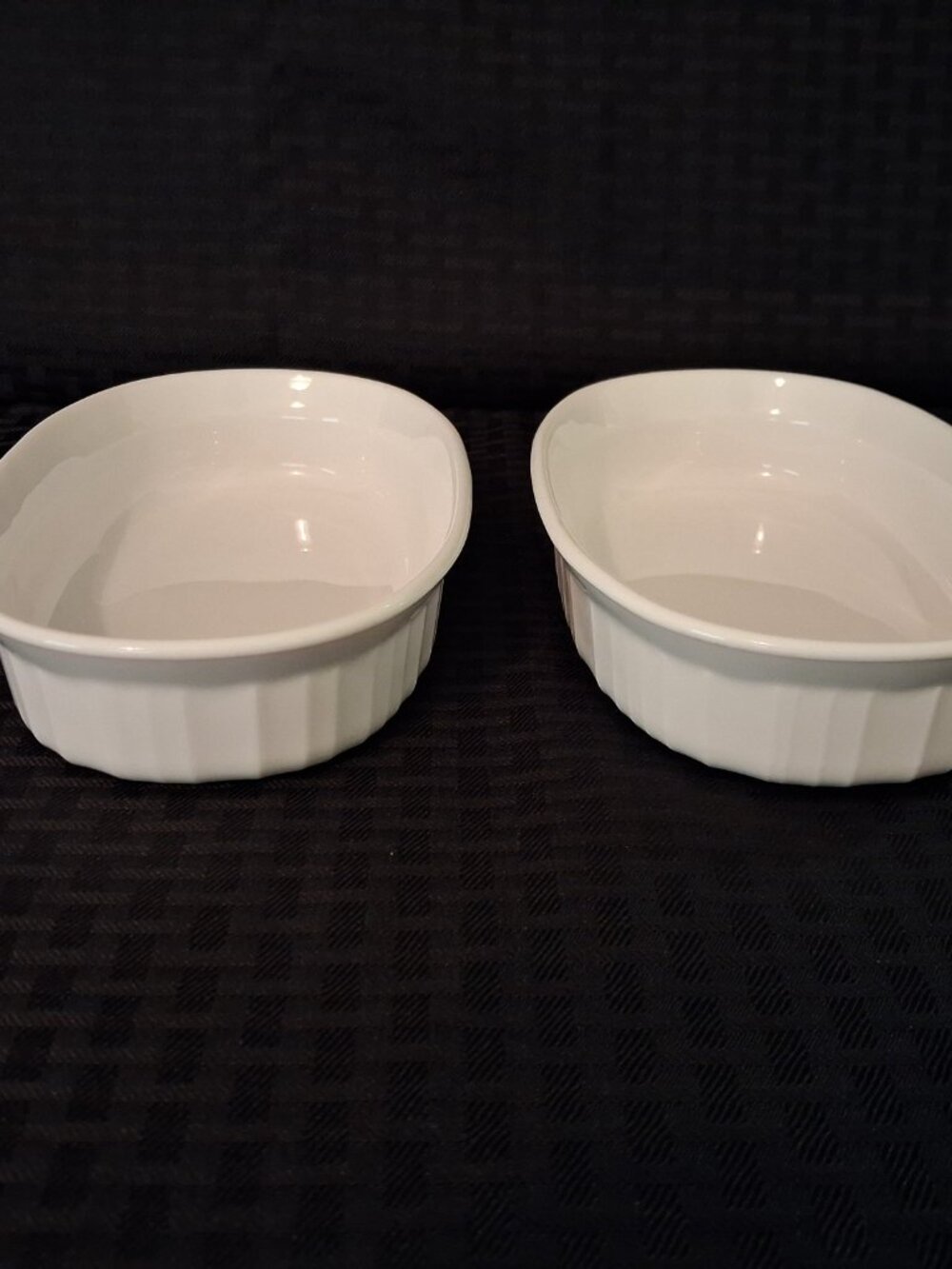 A Pair of CORNING WARE FRENCH WHITE F-15-B Oval Casserole Dishes 15oz